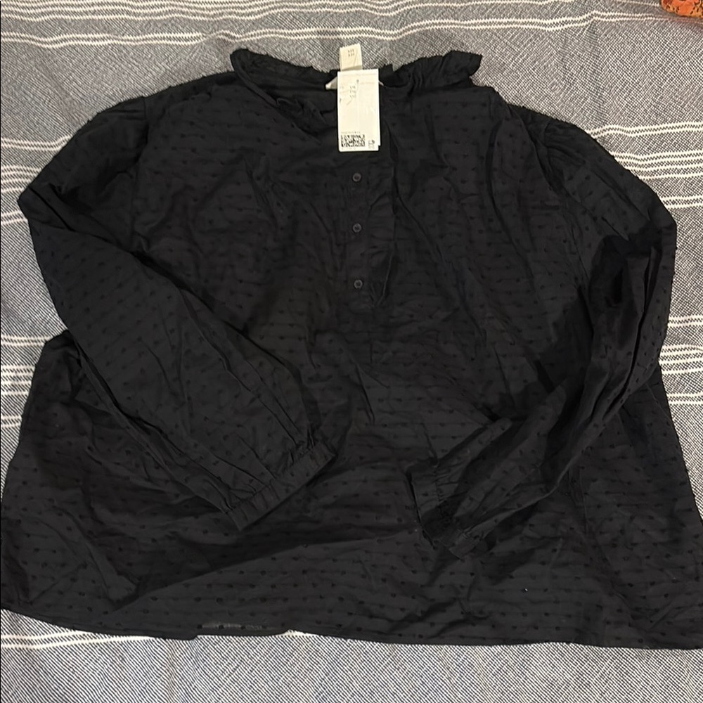 H&M Chic Black Textured Top